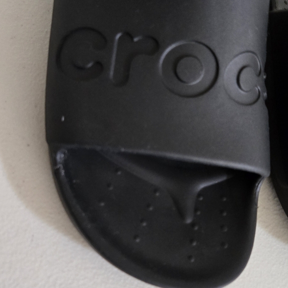 Crocs Black Slide Sandals Size Men's 7 /Women's 9 - Picture 8 of 9